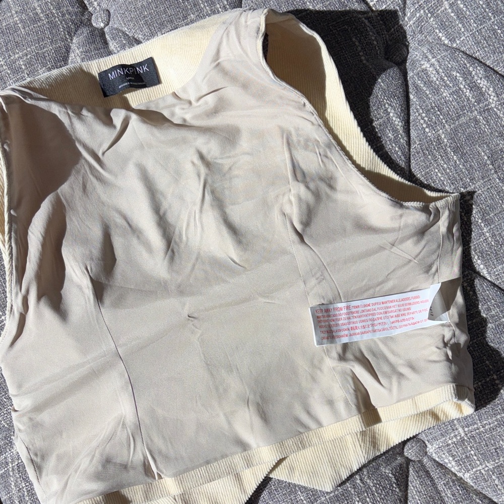 MINKPINK Corduroy Asymmetrical Button up Women's Vest Waistcoat - Picture 6 of 6